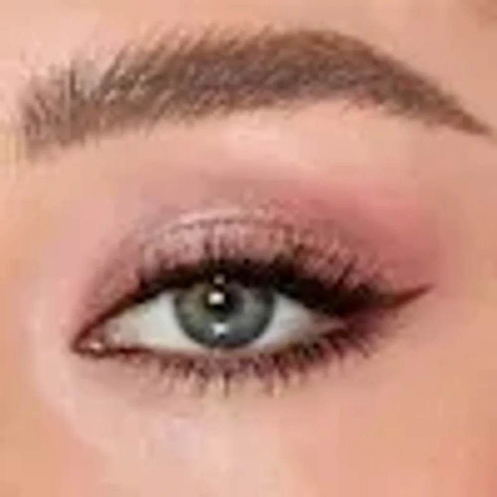 MSRP $36.00, Charlotte Tilbury, Eyes To Mesmerise in Pillow Talk, **NIB